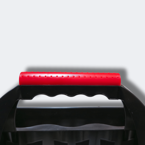 Close-up of the handle on the Admiral Water Bottle Carrier for easy transport